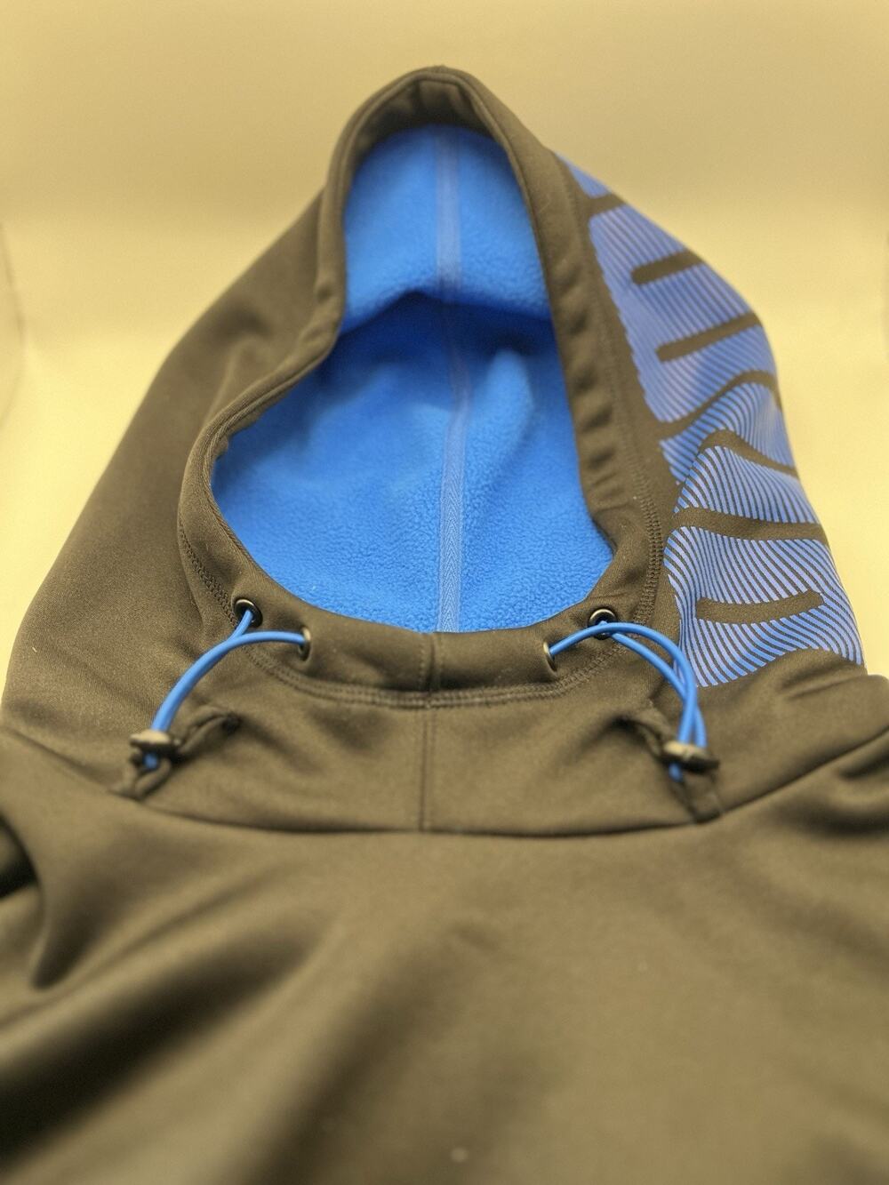 Puma Black & Aqua Blue Men’s Hoodie Pullover Size M With Large Front Pocket